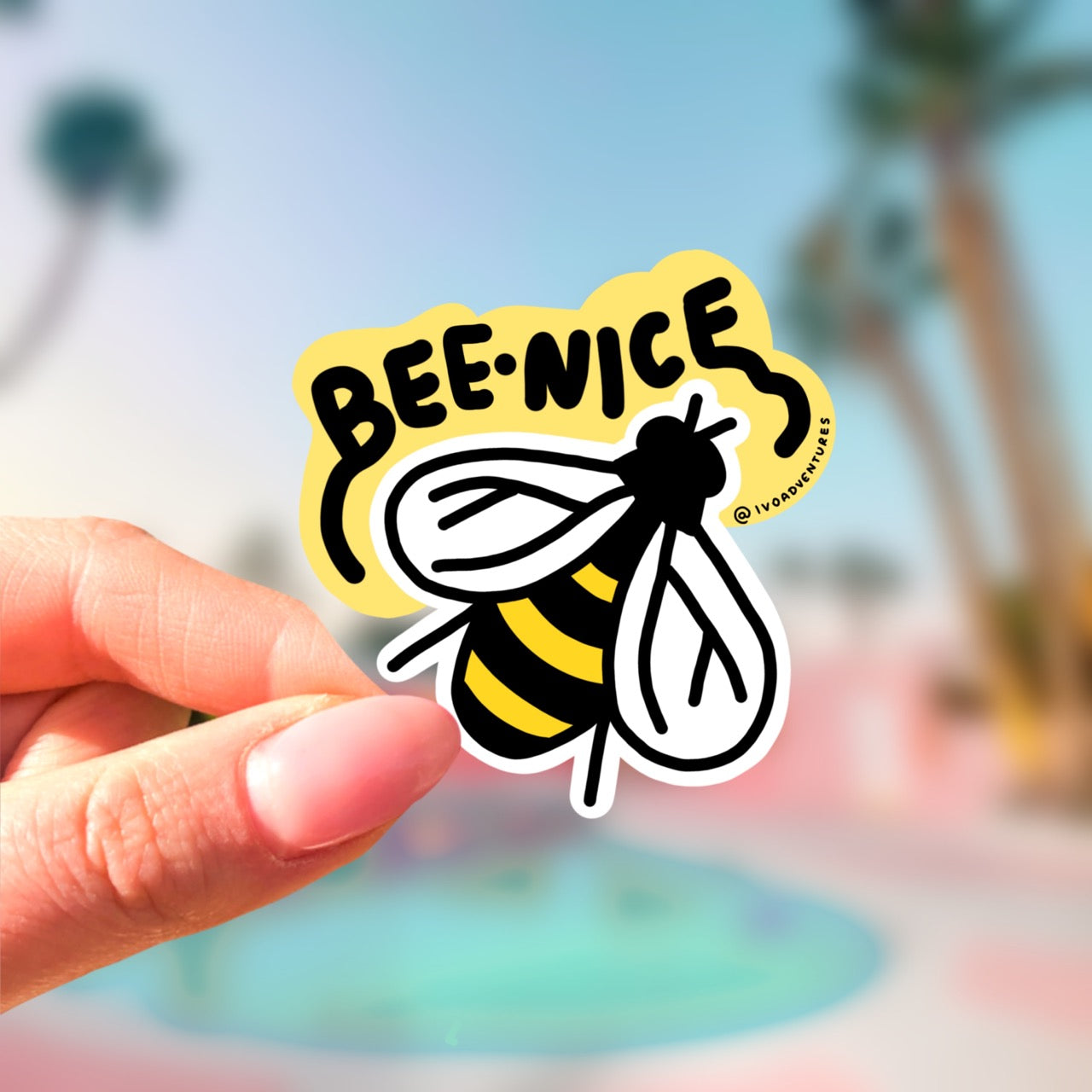 Naklejka Pszczółka Bee NICE